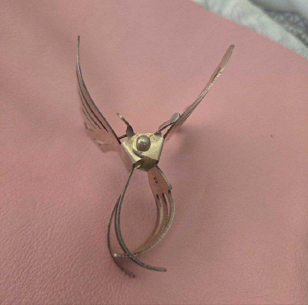 Butterfly Metal Hair Clip in Sterling Silver - Picture 3 of 4